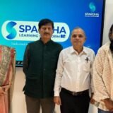 शिक्षको के व्यवहार से विद्यार्थियों में बगावत