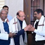 हेमंत सोरेन ने की गुजरात के पूर्व मुख्यमंत्री से मुलाकात