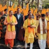 भक्तिमय संगीत के साथ निकली कलश यात्रा, रघुवर हुए शामिल