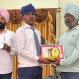 दसवीं के छात्रों के लिये विदाई समारोह, दी शुभकामनाएं