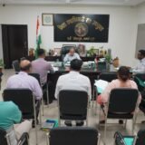 शिक्षा विभाग के 4 कर्मियों की सेवा अवधि विस्तार के प्रस्ताव पर चर्चा