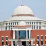 Jharkhand Assembly Budget Session 2026 : झारखंड विधानसभा में कानून-व्यवस्था पर भिड़े पक्ष-विपक्ष, हंगामे  व तनाव के बीच विधायक तिवारी महतो मार्शल आउट