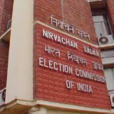EC takes action on TMC-BJP clash: टीएमसी और भाजपा कार्यकर्ताओं के बीच  झड़प पर चुनाव आयोग ने सख्त कार्रवाई के दिए आदेश