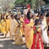 Jamshedpur Bhuiyadih Me Yagya : भुइयांडीह में नवकुंडीय महायज्ञ, निकली कलश यात्रा