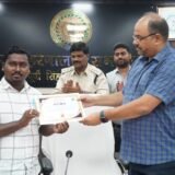 Jamshedpur District Administration Road Safety Baithak : ट्रॉफिक नियमों का पालन न करना सडक़ दुर्घटना का मुख्य कारण