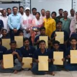 Jamshedpur Certificate Distribution At Kalyan Gurukulकल्याण गुरुकुल में 26 अभ्यर्थियों में नियुक्ति पत्र वितरित