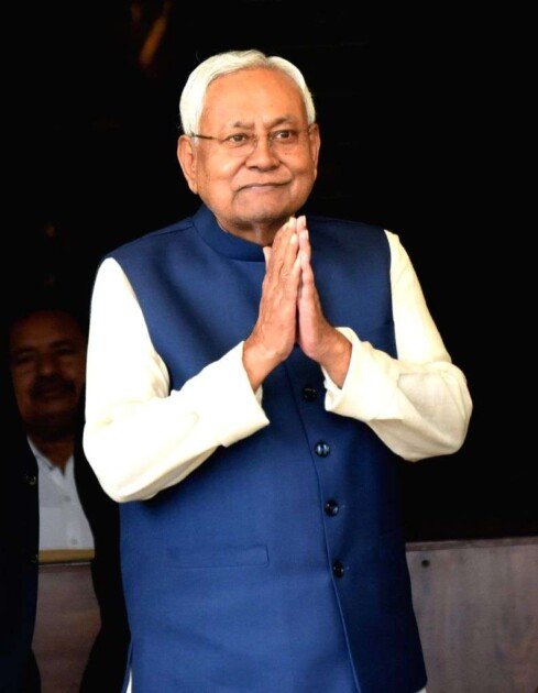 bihar-chief-minister-nitish-kumar-arrives-to-1698526