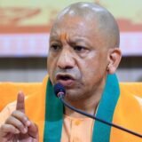 योगी सरकार का बड़ा एक्शन!कमीशनखोरी के आरोप में 2 अधिकारी निलंबित, विभाग में मचा हड़कंप